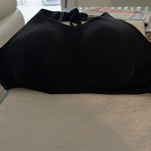 Lululemon black sports bra new no tags